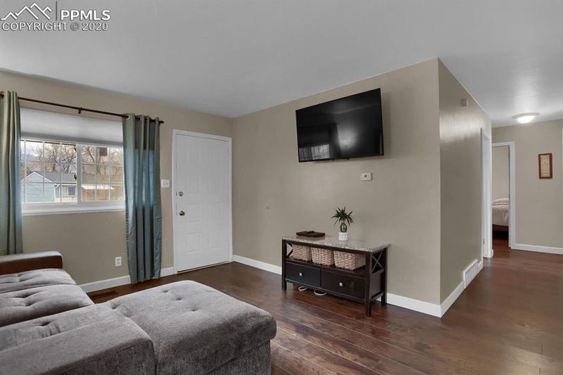 2125 Frontier Dr, Colorado Springs, CO 80911
