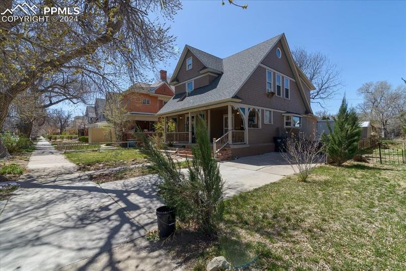 2125 N Grand Ave, Pueblo, CO 81003
