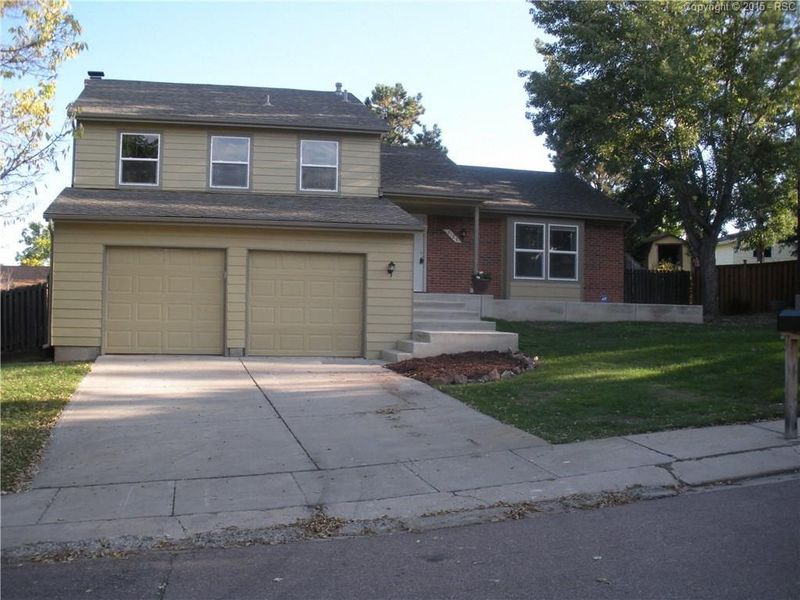 2125 Picket Pl, Colorado Springs, CO 80918