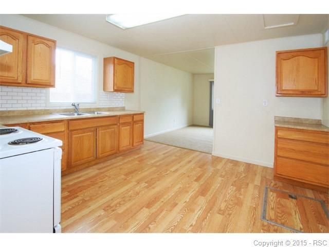 2126 S Corona Ave, Colorado Springs, CO 80905