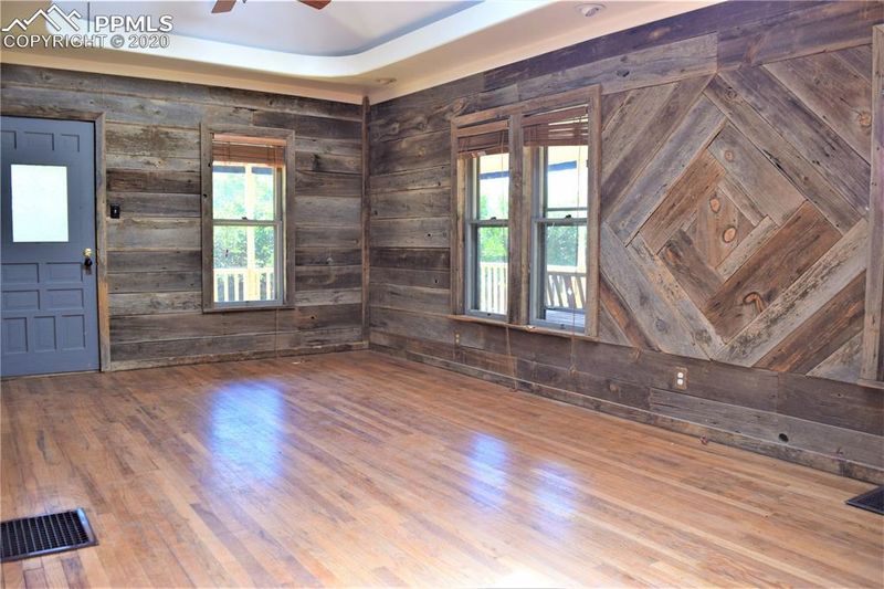 2128 N 7th St, Colorado Springs, CO 80907