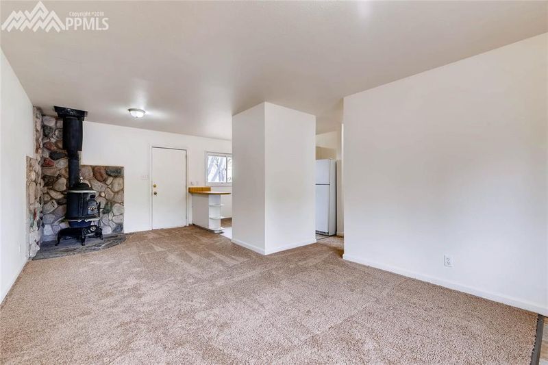 213 Kiva Rd, Colorado Springs, CO 80911