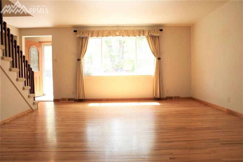 2130 Alpine Dr, Colorado Springs, CO 80909