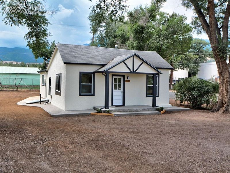 2131 Bott Ave, Colorado Springs, CO 80904