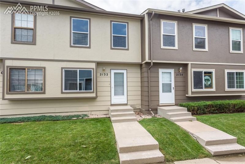 2132 Baltimore Cir, Colorado Springs, CO 80904