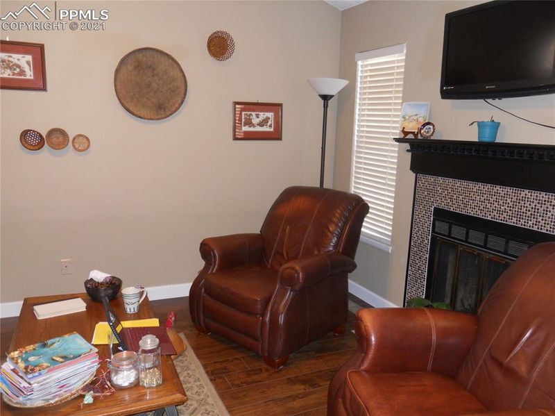 2134 Palm Dr, Colorado Springs, CO 80918