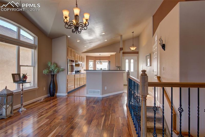 2136 Creek Valley Cir, Monument, CO 80132