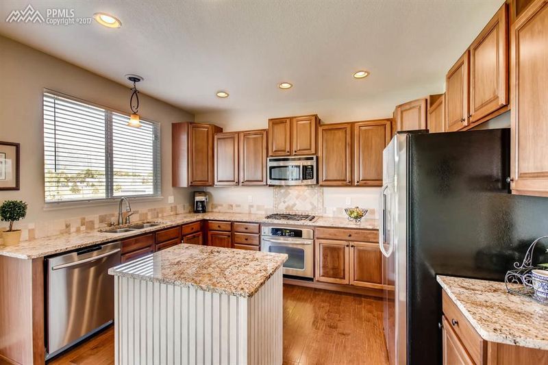 2137 Wagon Gap Trl, Monument, CO 80132