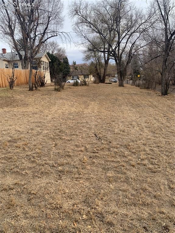 214 N 14th St, Colorado Springs, CO 80904