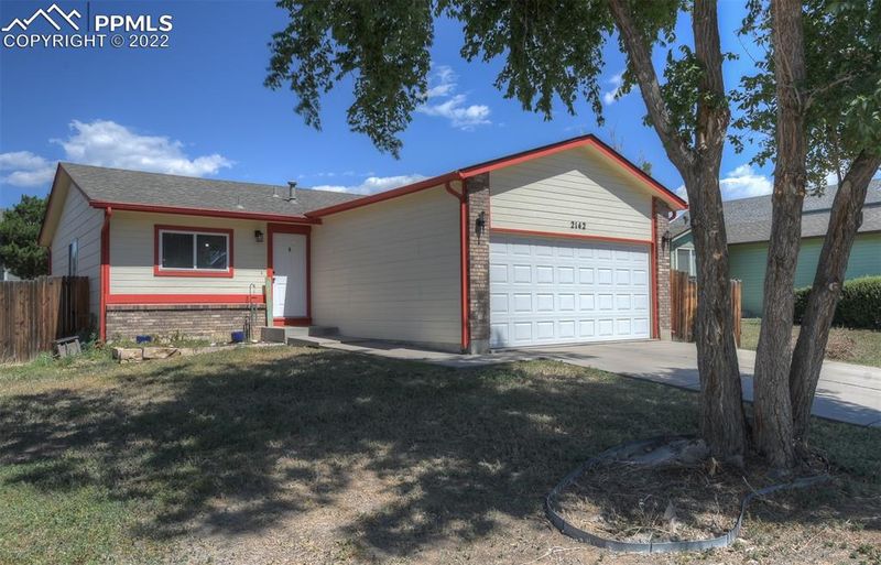2142 Bent Tree Ln, Fountain, CO 80817