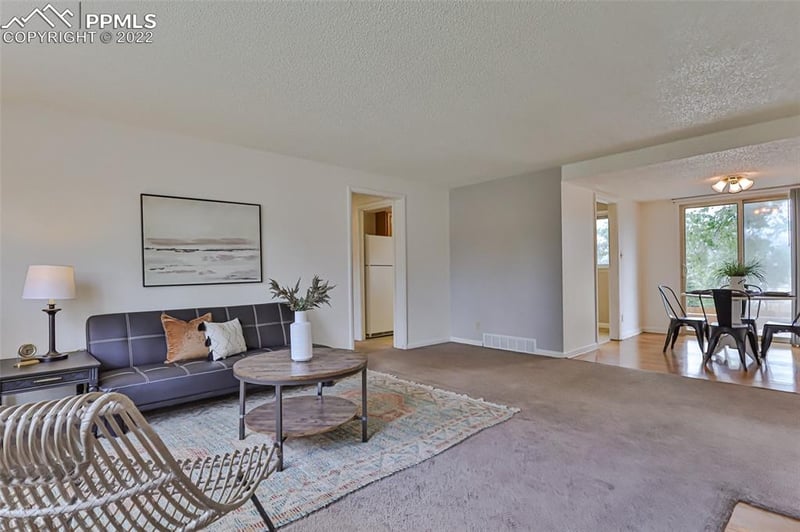 2142 Pheasant Pl, Colorado Springs, CO 80909