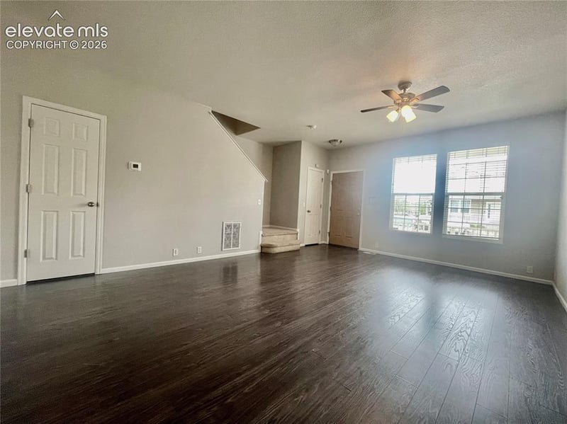 2146 Creekridge Point, Colorado Springs, CO 80910