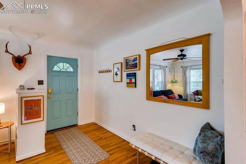 215 N Hancock Ave, Colorado Springs, CO 80903