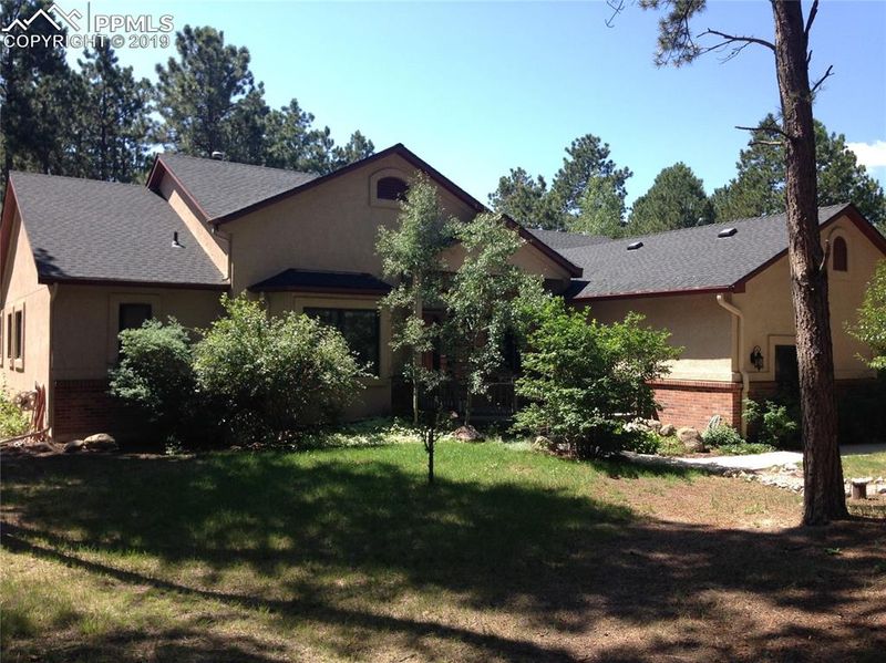215 Pinewood Loop, Monument, CO 80132