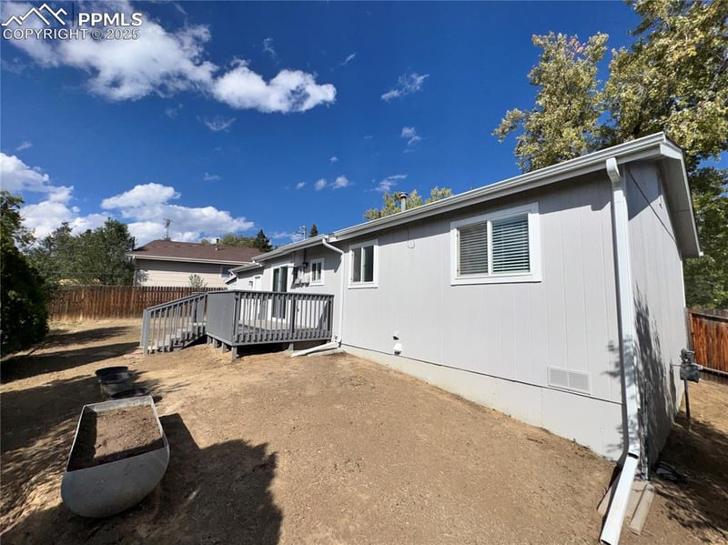 2150 Pepperwood Dr, Colorado Springs, CO 80910