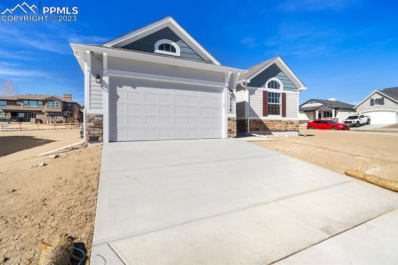 2156 Seaglass St, Colorado Springs, CO 80921