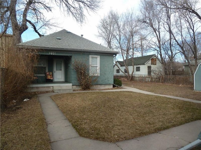 216-218 N Corona St, Colorado Springs, CO 80903