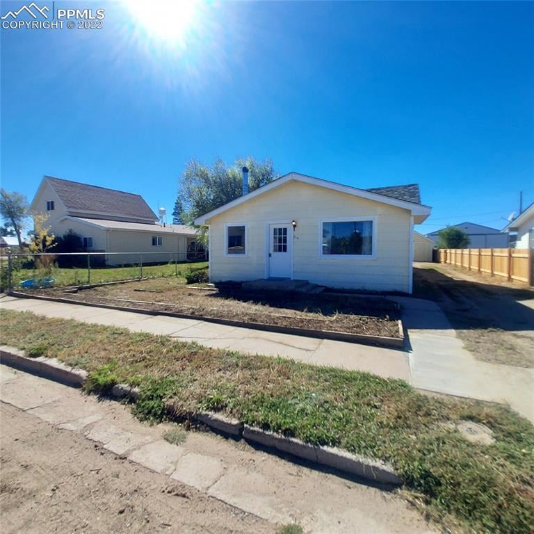 216 Main St, Genoa, CO 80818