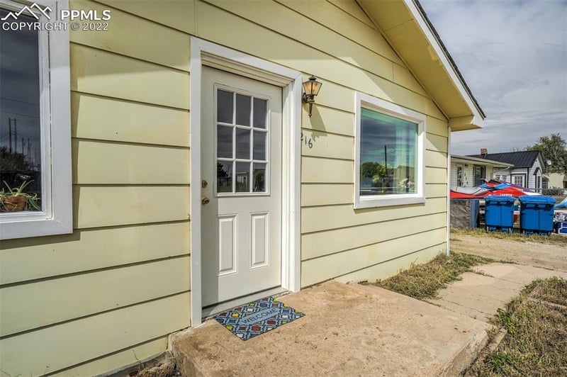 216 Main St, Genoa, CO 80818