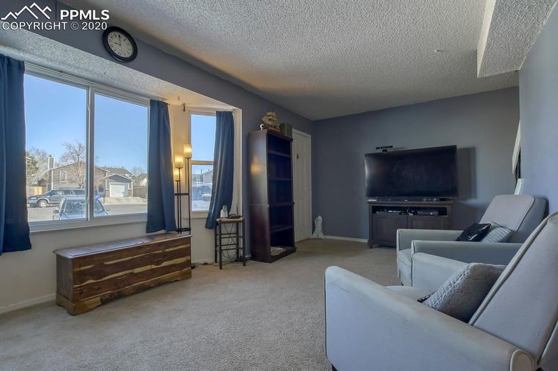 2160 Bruno Cir, Colorado Springs, CO 80916