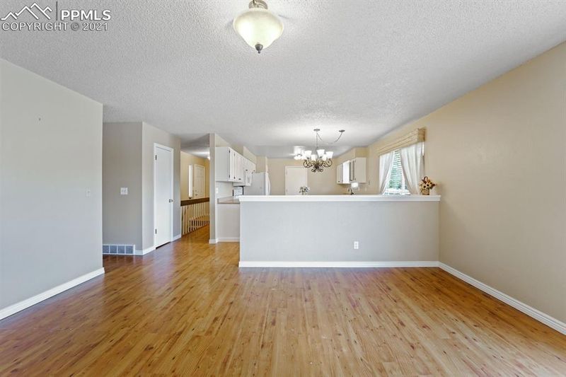 2160 Rusty Hinge Dr, Colorado Springs, CO 80920