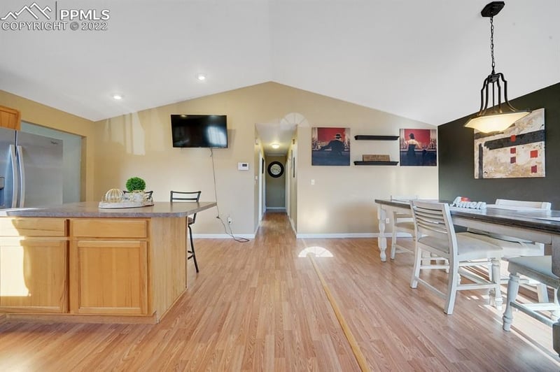 2165 Heathercrest Dr, Colorado Springs, CO 80915