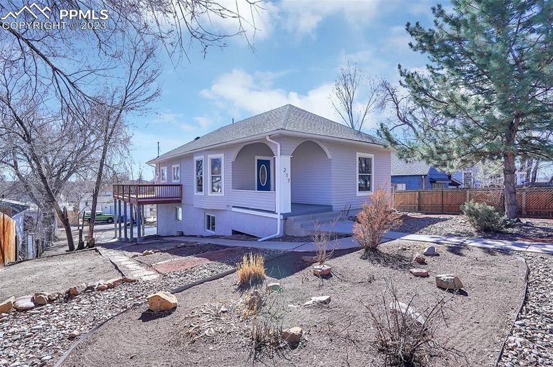 217 N 7th St, Colorado Springs, CO 80905