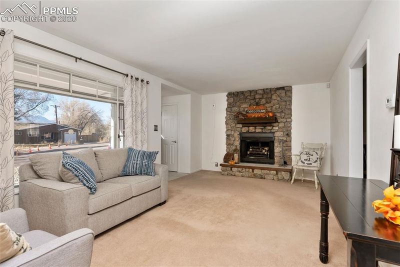 217 Sumac Dr, Colorado Springs, CO 80911
