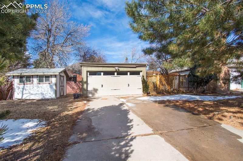2170 Broadmoor Road Cir, Colorado Springs, CO 80906