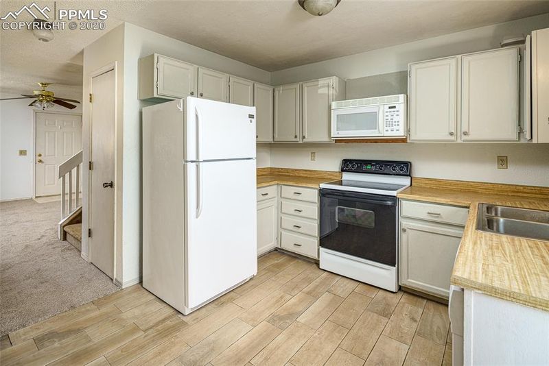 2172 Baltimore Cir, Colorado Springs, CO 80904