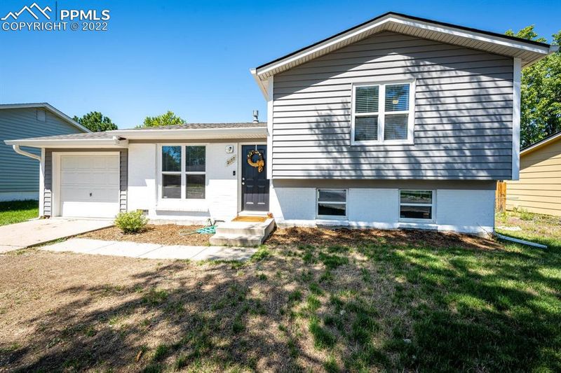 2177 S Mobile Way, Aurora, CO 80013