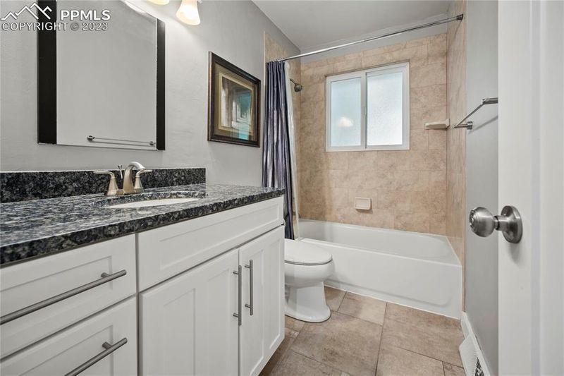 218 S Circle Dr, Colorado Springs, CO 80910