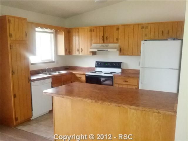 2180 Heathercrest Dr, Colorado Springs, CO 80915
