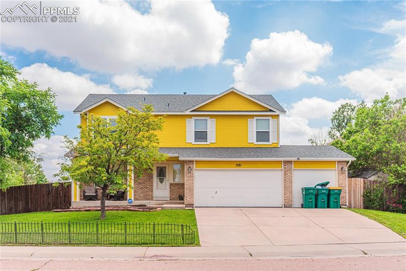 2181 Bent Tree Ln, Fountain, CO 80817