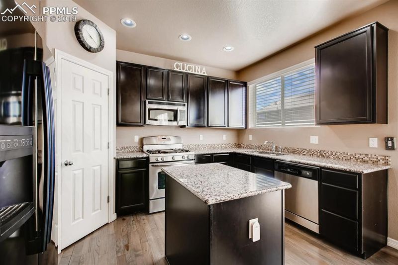 2184 Reed Grass Way, Colorado Springs, CO 80915