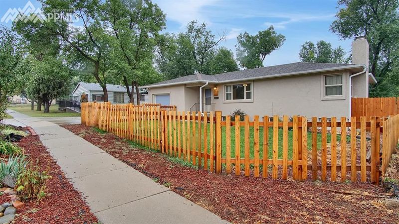219 N 20th St, Colorado Springs, CO 80904