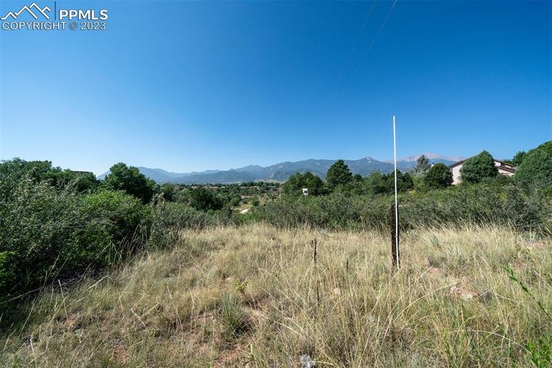 2194 Mesa Rd, Colorado Springs, CO 80904