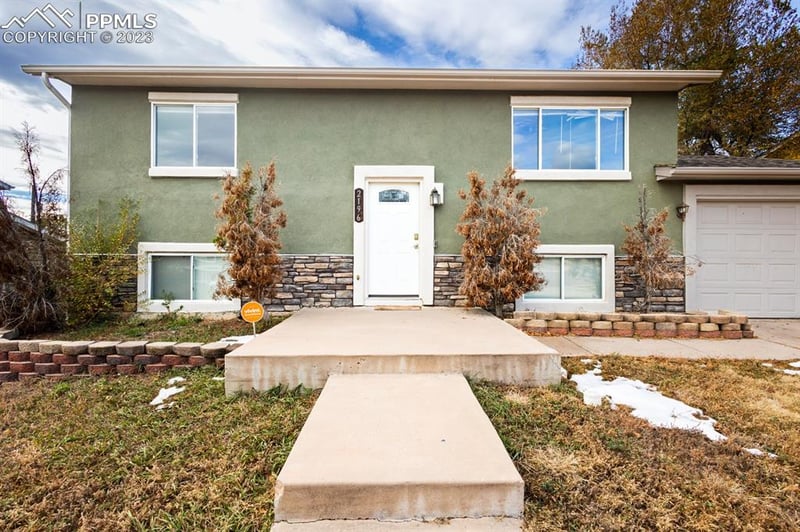 2196 Flintwood Dr, Colorado Springs, CO 80910