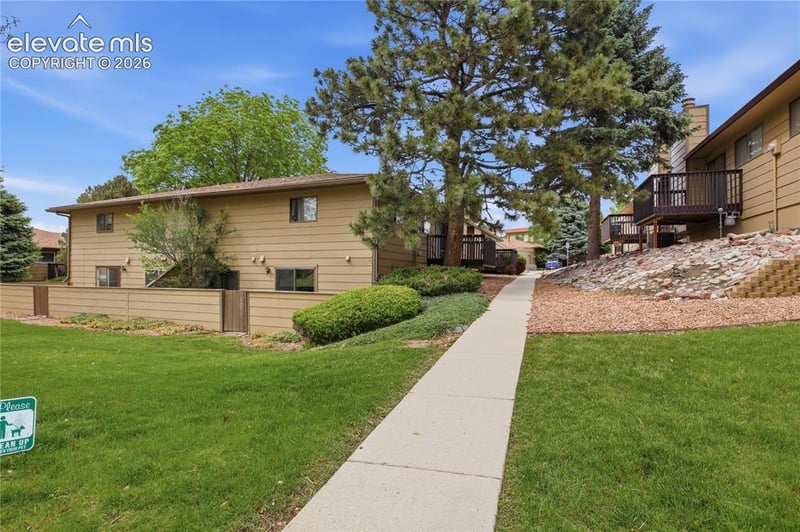 22 Stovel Cir, Colorado Springs, CO 80916