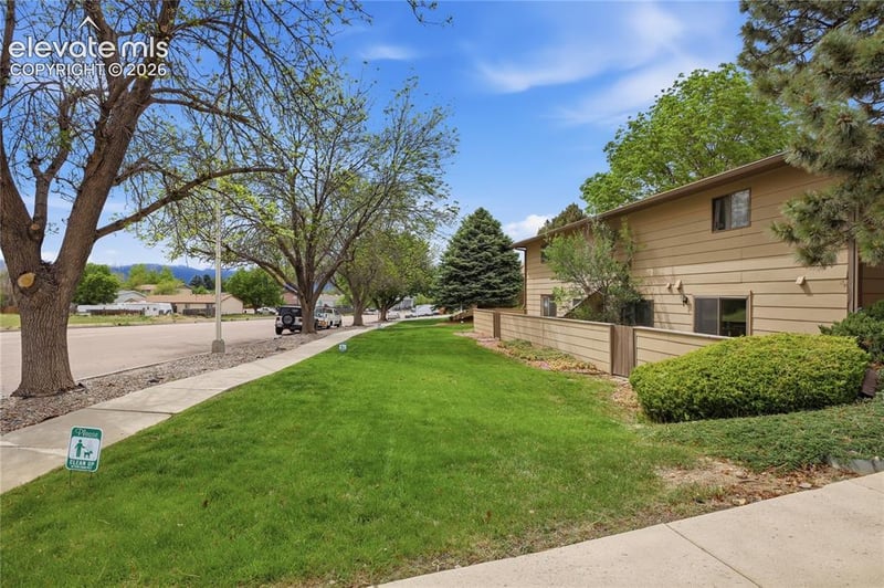 22 Stovel Cir, Colorado Springs, CO 80916