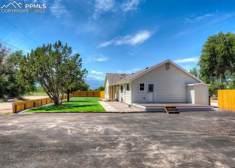 220 Karr Rd, Colorado Springs, CO 80916