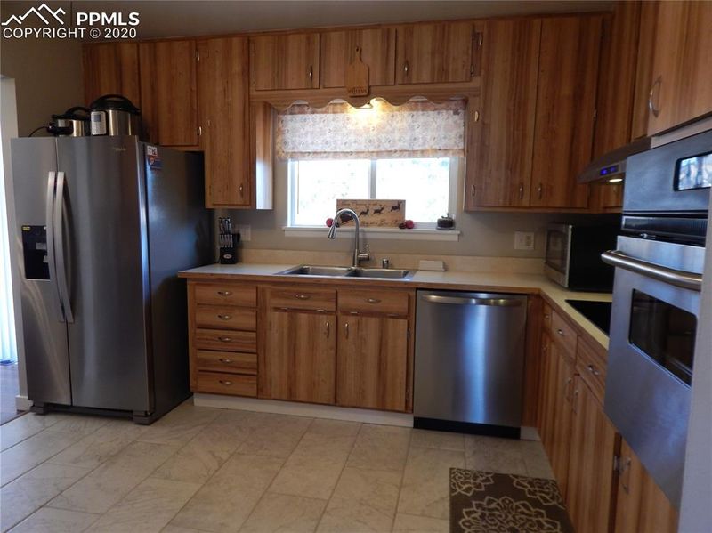 2201 Alpine Dr, Colorado Springs, CO 80909