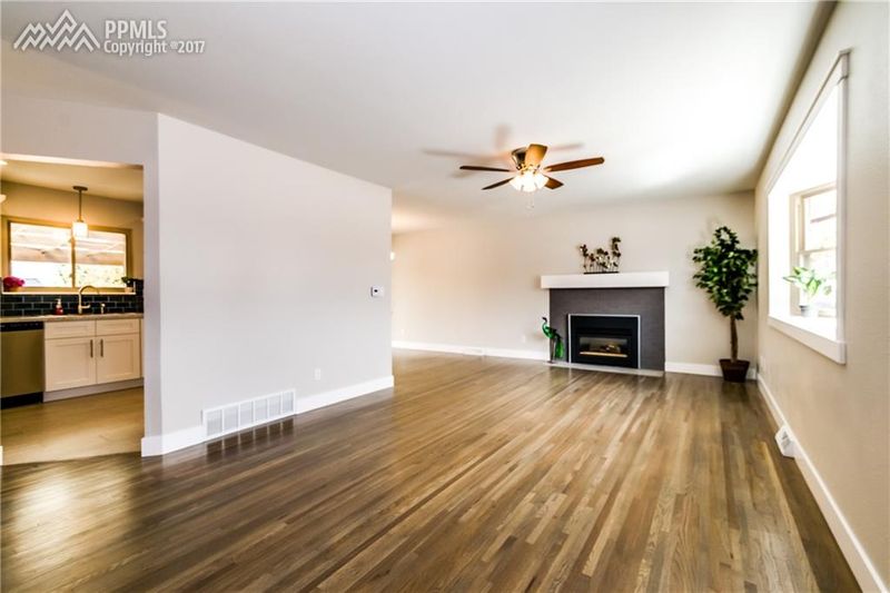 2202 Collier Ave, Colorado Springs, CO 80909