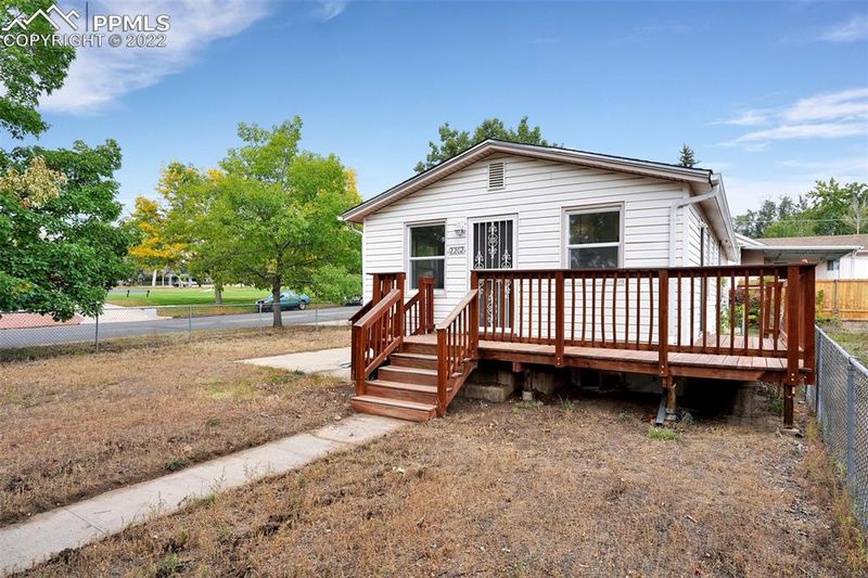 2202 E Monument St, Colorado Springs, CO 80909