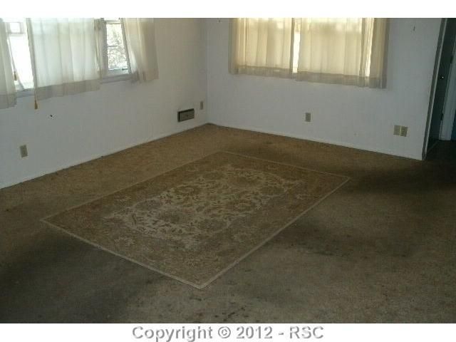 2203 N Corona St, Colorado Springs, CO 80907