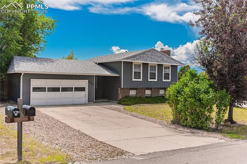 2203 Peacemaker Ter, Colorado Springs, CO 80920
