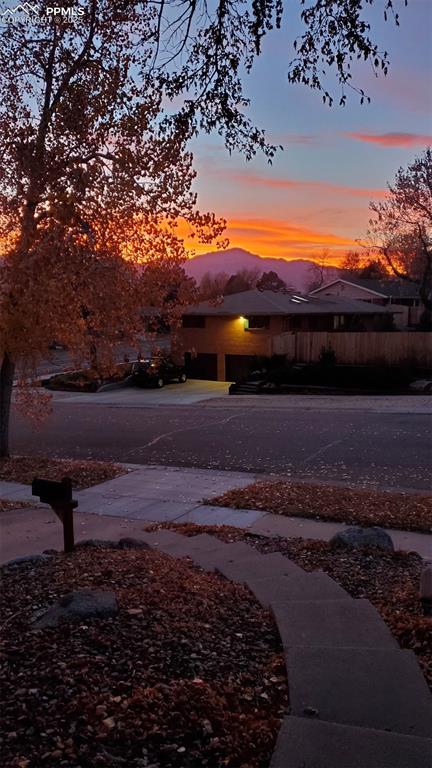 2207 Mcarthur Ave, Colorado Springs, CO 80909