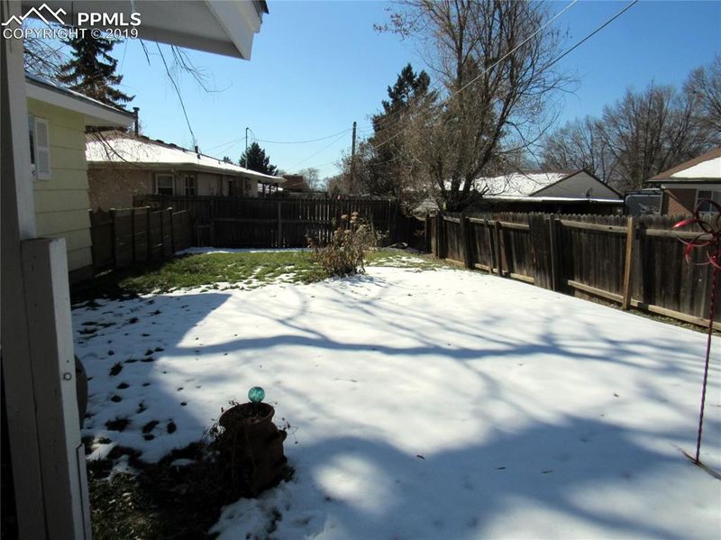 2208 Winston Rd, Colorado Springs, CO 80909