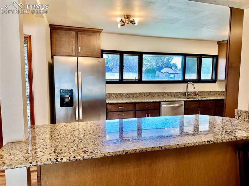 221 Carlile Ave, Pueblo, CO 81004