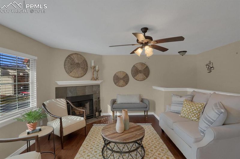 2211 Villa Rosa Dr, Colorado Springs, CO 80904